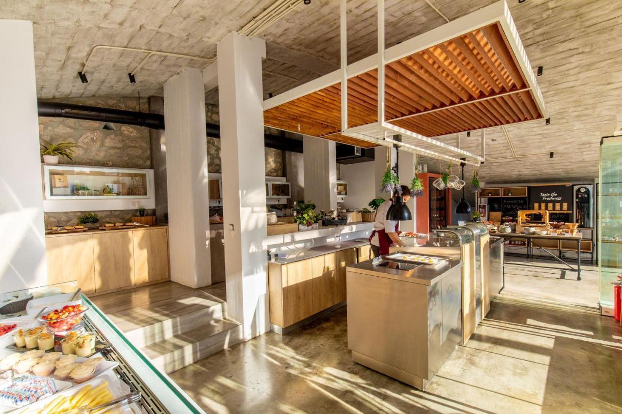 Len Art Selected Studios 法里拉基 外观 照片